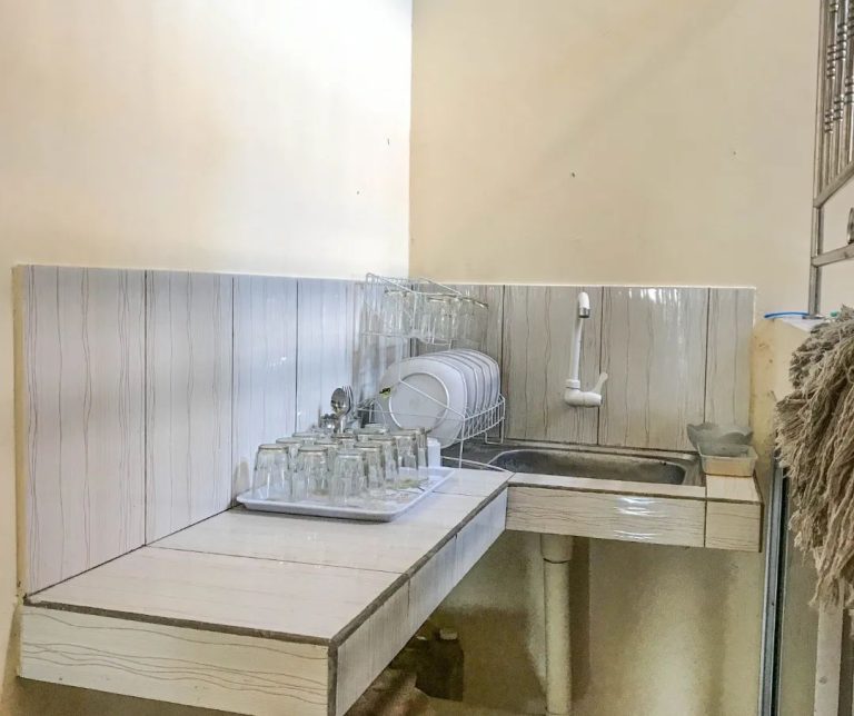 homestay raja alam kemuning 10