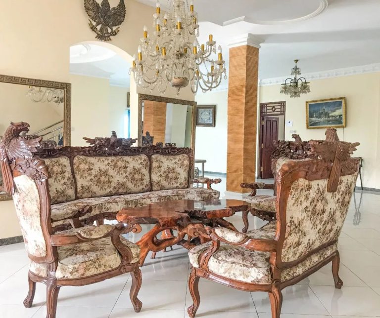 homestay raja alam kemuning 2