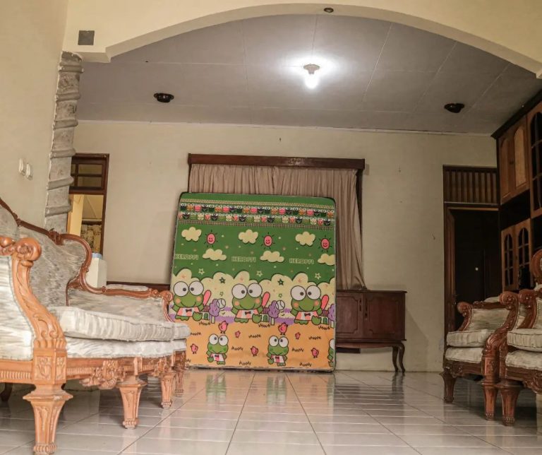 villa pojok kemuning 2