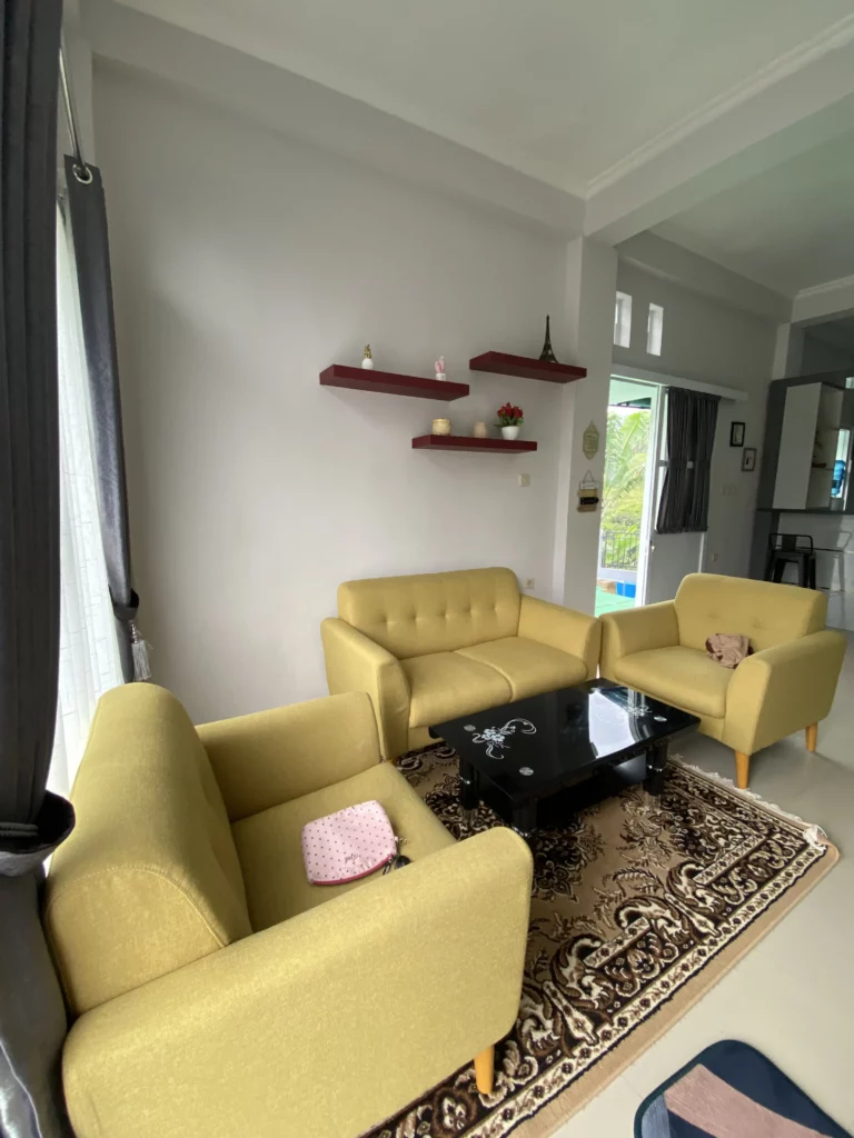 Villa cakra lawu kemuning (8)